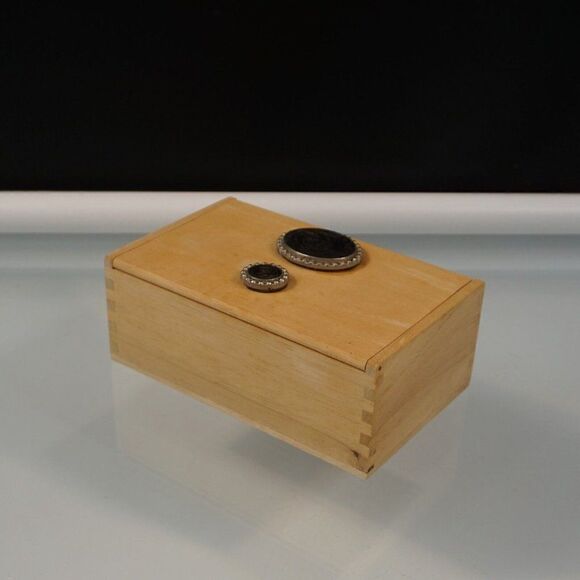 Decorative Wooden Storage Box Jewelry Box Stash Box Keepsakes Box - Picture 5 of 6